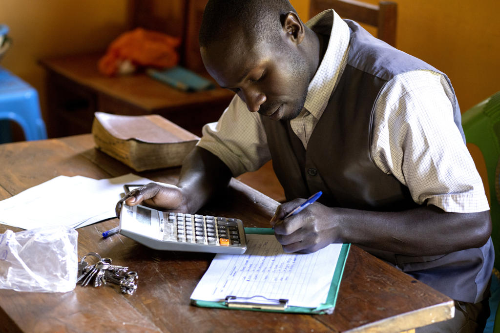 Hungry-season bonus payments — Mt. Elgon farmers